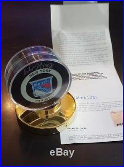 Wayne Gretzky New York Rangers UDA Autographed Signed Hockey Puck Upper Deck